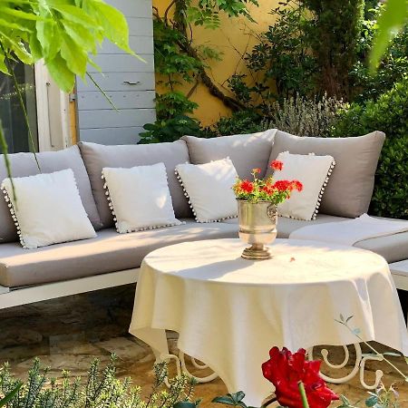 L'Ile Aux Fleurs Villa Ventabren Exterior foto